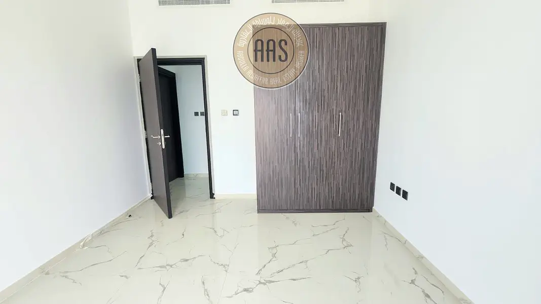No Commission || Spacious 1-Bedroom Bedroom Hall || At Prime Location