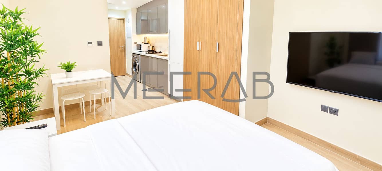 3 Bright Scandinavian Studio Interior. png