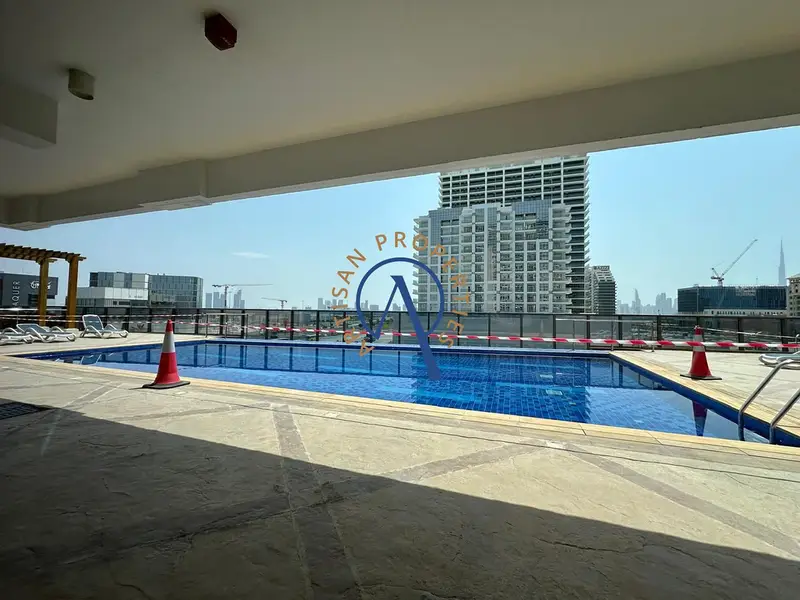 WELL-LIT & SPACIOUS | PRIME LOCATION | CALL NOW