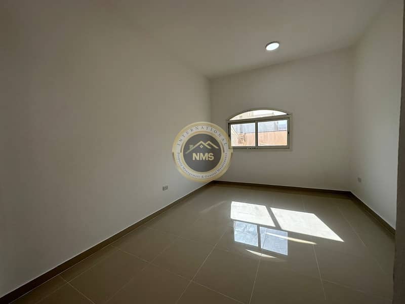2 126bb987-de3d-4cc0-883e-7c6d0dcadd74. jpg
