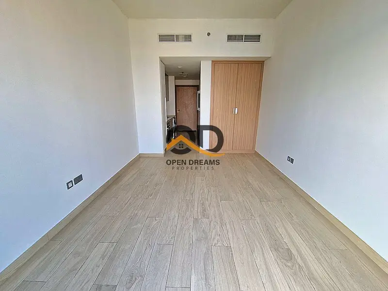 Investor Deal // Boulevard Facing Unit // Only 650k
