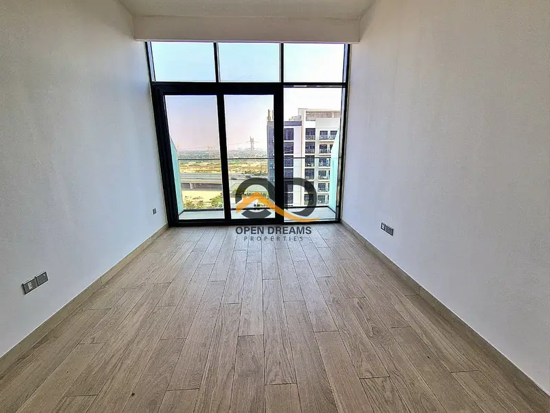 Investor Deal // Boulevard Facing Unit // Only 650k