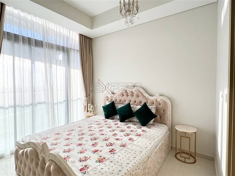 4 Image 4