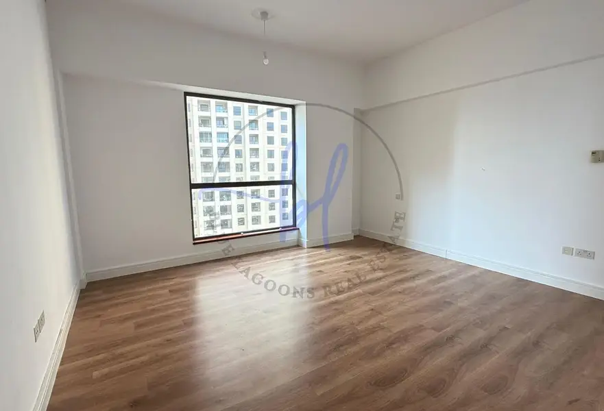 Move-In Ready | Large Family Apt | Near Open Beach