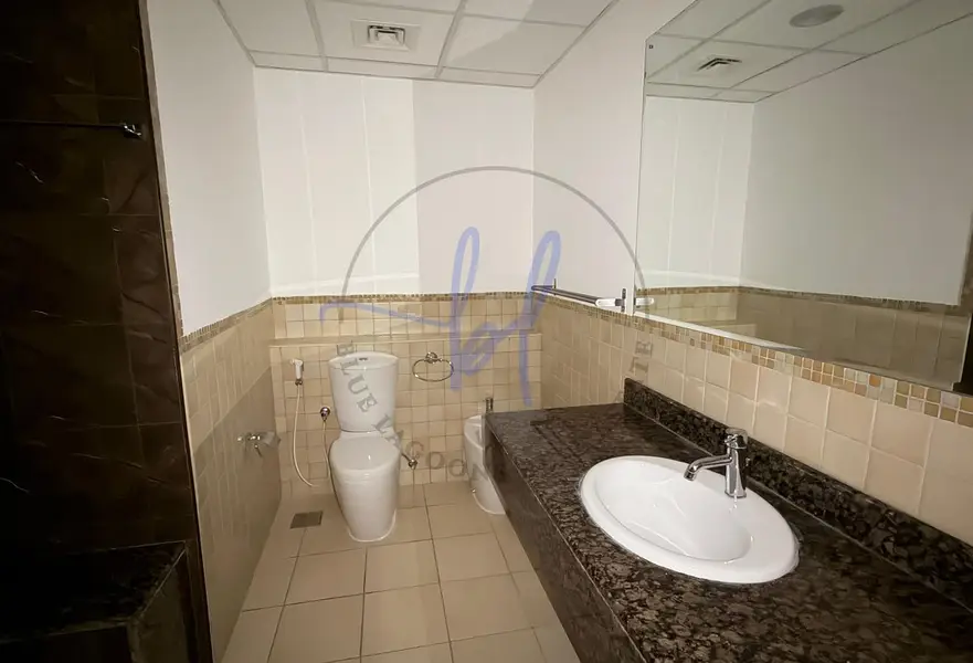 Move-In Ready | Large Family Apt | Near Open Beach