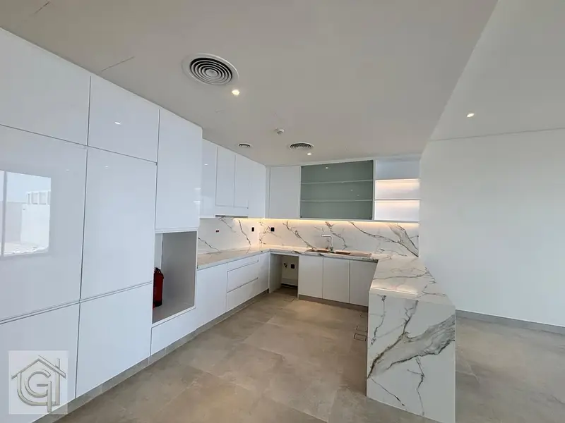 Brand-New Spacious Villa for Rent in California Village | 3 Ensuite Bedrooms | Private Garden & Maid’s Room
