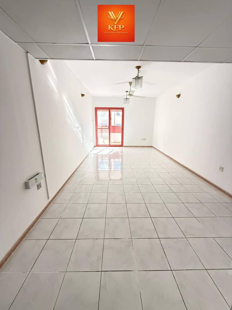 2 BHK AVAILABLE NEAR T0 RIGGA METRO STATION READY TO MOVE PRIME LOCATION