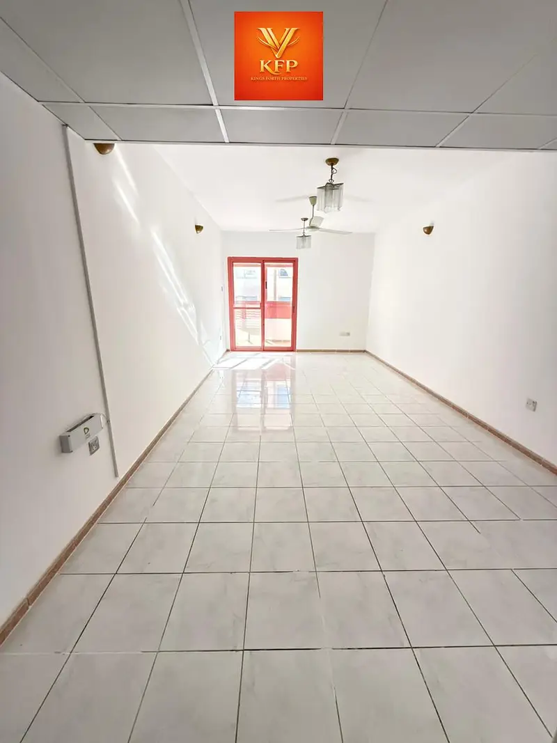 2 BHK AVAILABLE NEAR T0 RIGGA METRO STATION READY TO MOVE PRIME LOCATION