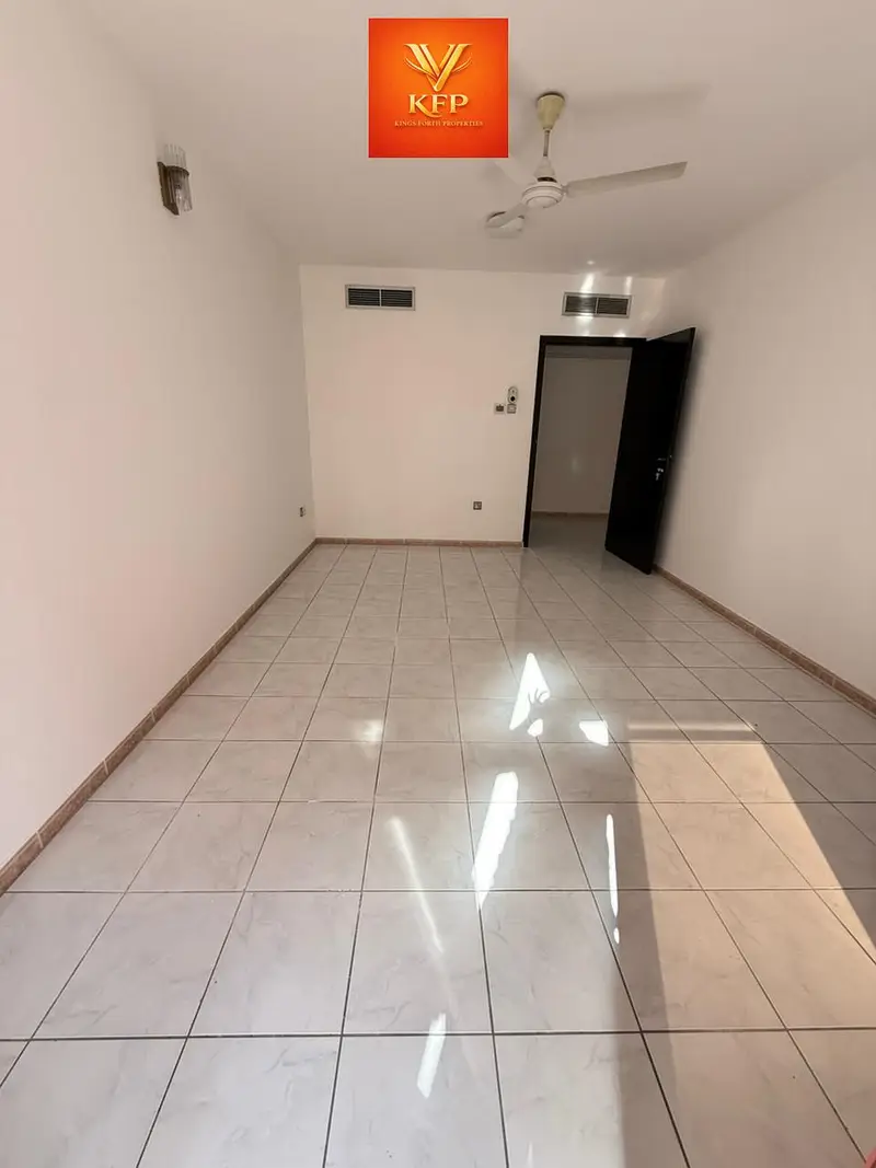 2 BHK AVAILABLE NEAR T0 RIGGA METRO STATION READY TO MOVE PRIME LOCATION