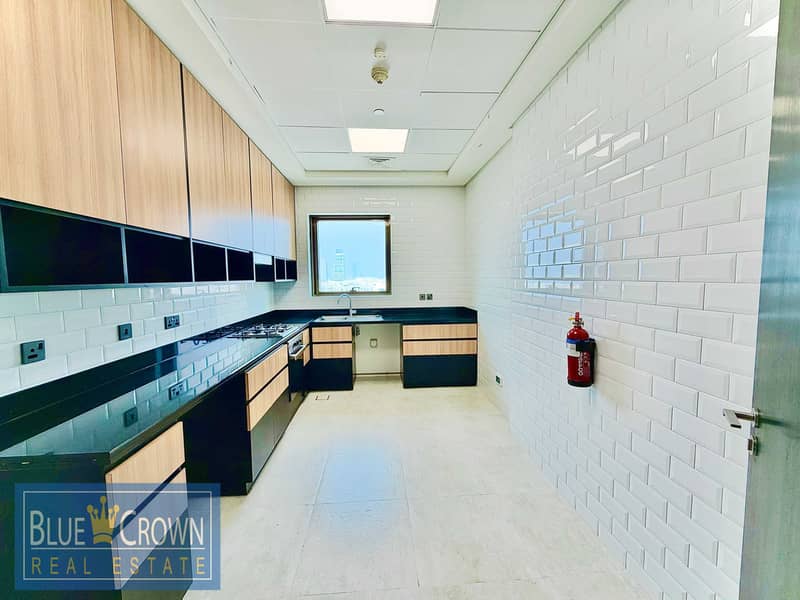 BRIGHT & SPACIOUS: 2BEDROOM HALL: WITH KIDS PLAY AREA:NEAR METRO