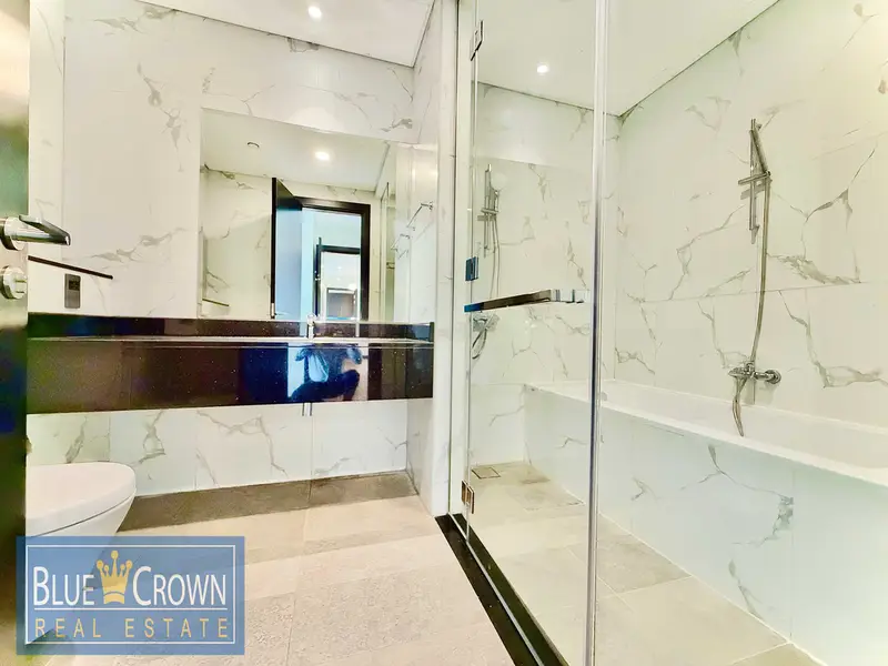 BRIGHT & SPACIOUS: 2BEDROOM HALL: WITH KIDS PLAY AREA:NEAR METRO