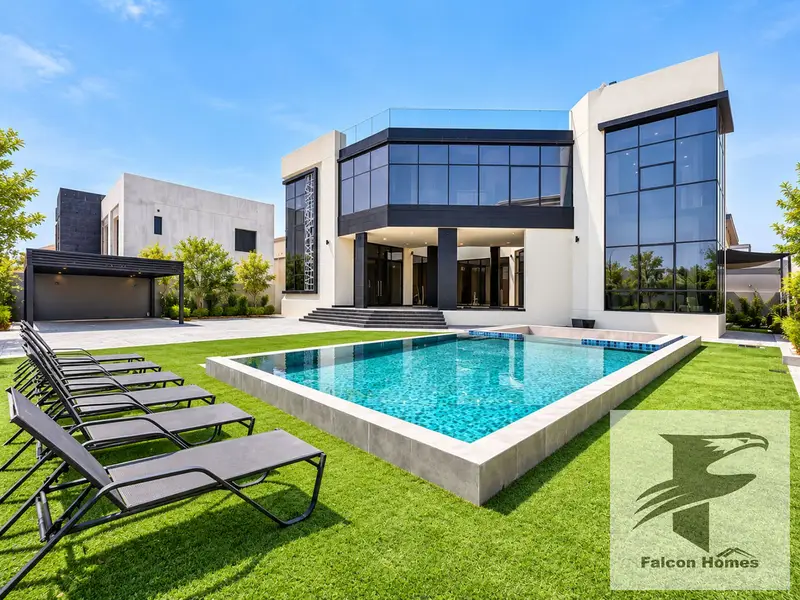 Modern 5BR Villa with Private Pool and Garden Area