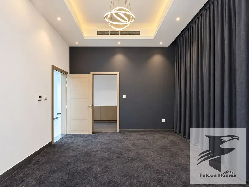 Modern 5BR Villa with Private Pool and Garden Area
