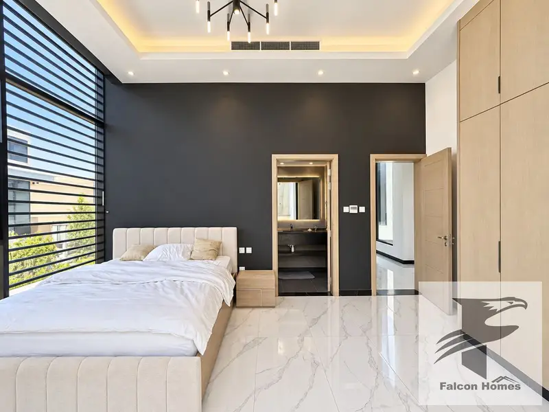 Modern 5BR Villa with Private Pool and Garden Area