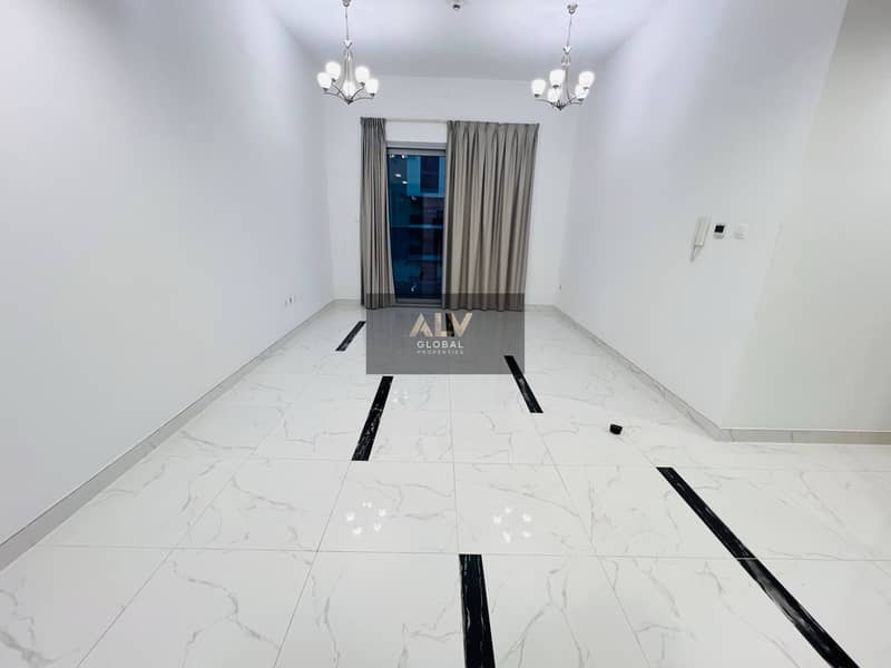 Apartamento en Jumeirah Village Circle (JVC),JVC District 11,Rose 10, 2 dormitorios, 80000 AED - 16890631 Apartamento en Jumeirah Village Circle (JVC),JVC District 11,Rose 10, 2 dormitorios, 80000 AED - 16890631