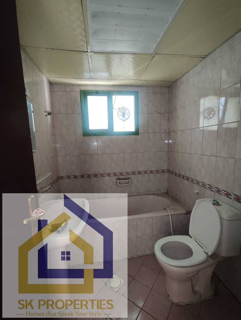 8 1000286189. jpg