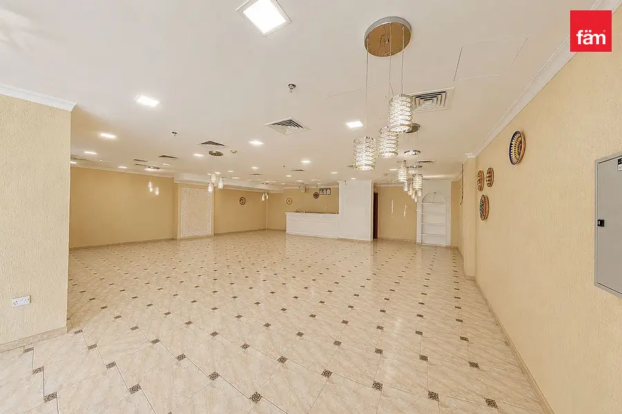 Fully Fitted | Furnished | Community Expert