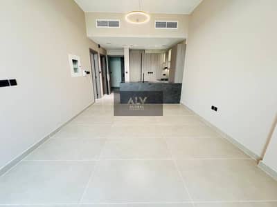 1 habitación Apartamento para en Alquiler en Dubai Sports City, Dubai - Apartamento en Dubai Sports City，Golf Vista Heights, 1 dormitorio, 74000 AED - 16890826