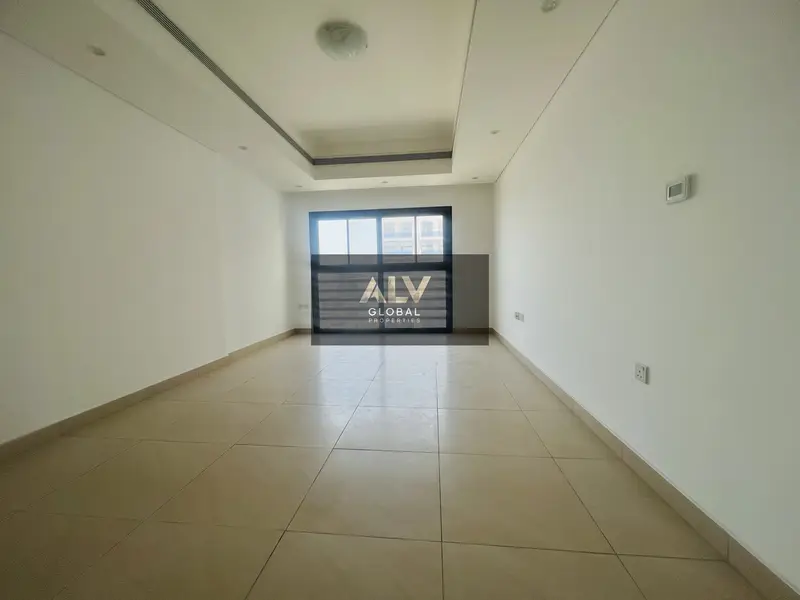 Spacious Apartment | Ready to Move | Prime Location
