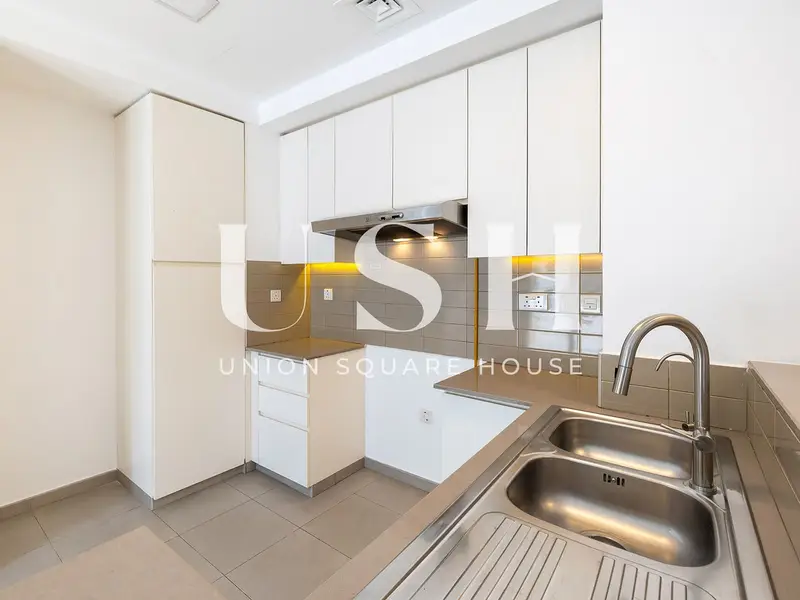 Single Row | Spacious | Maintained | Upgraded