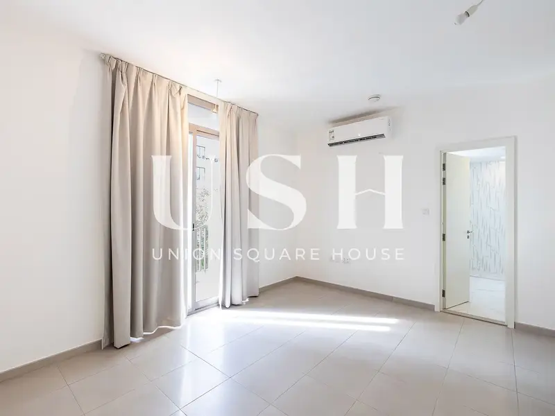 Single Row | Spacious | Maintained | Upgraded
