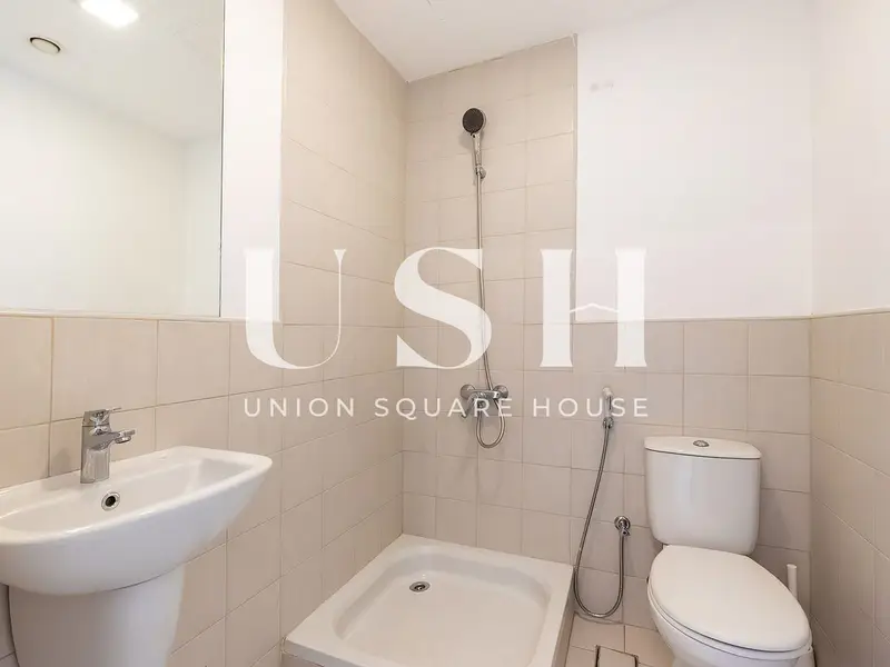 Single Row | Spacious | Maintained | Upgraded