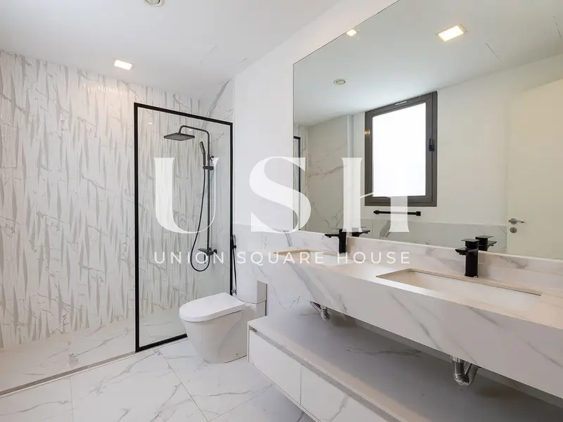Single Row | Spacious | Maintained | Upgraded