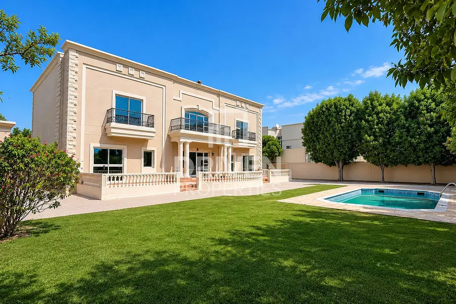 Classic Elegance | Prime Location | Swimming pool