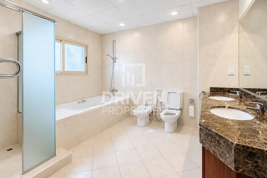 Classic Elegance | Prime Location | Swimming pool