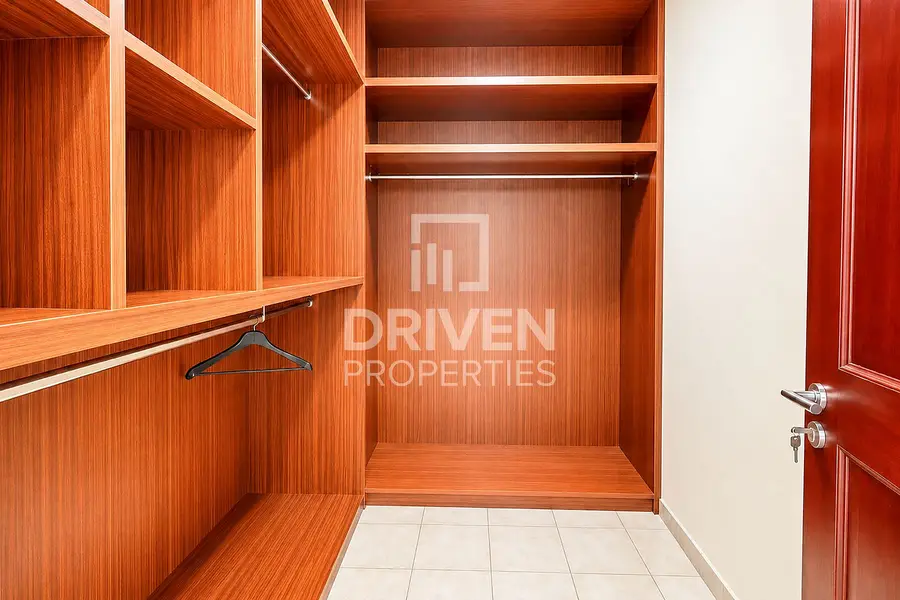 Classic Elegance | Prime Location | Swimming pool