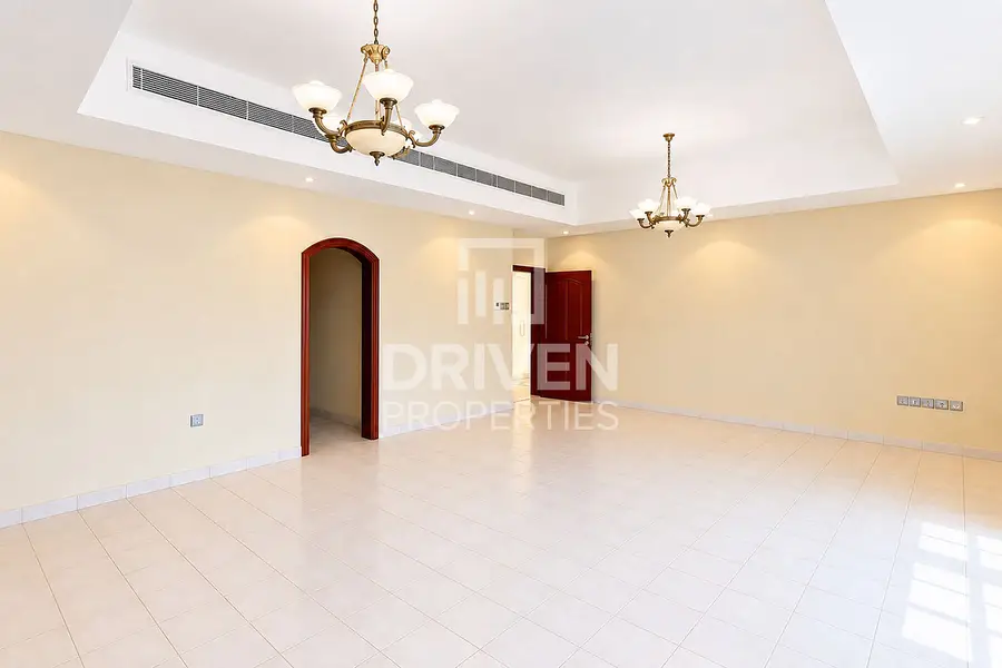Classic Elegance | Prime Location | Swimming pool