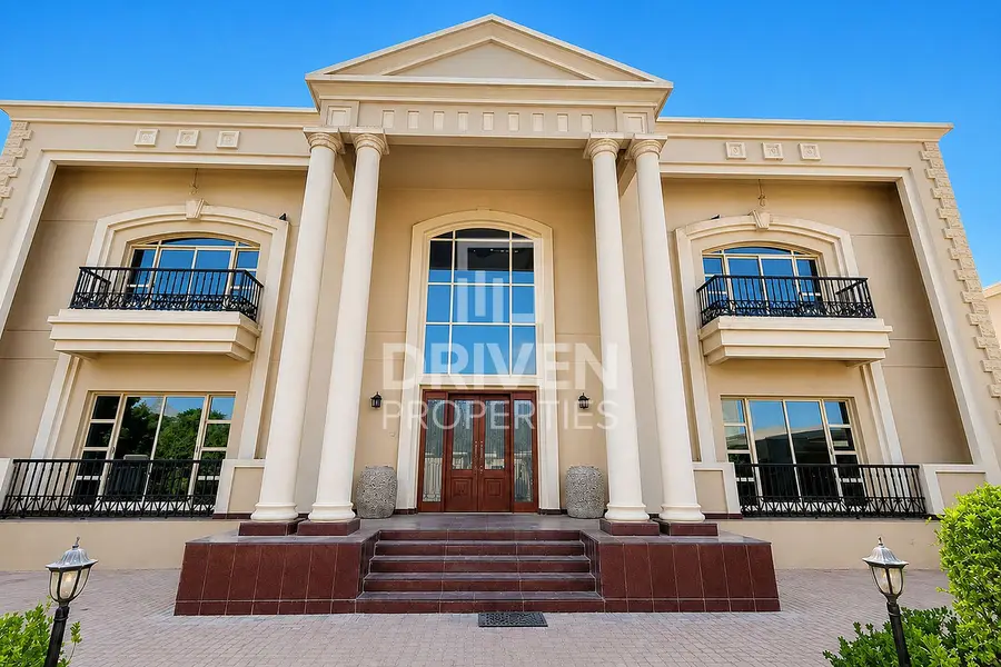 Classic Elegance | Prime Location | Swimming pool