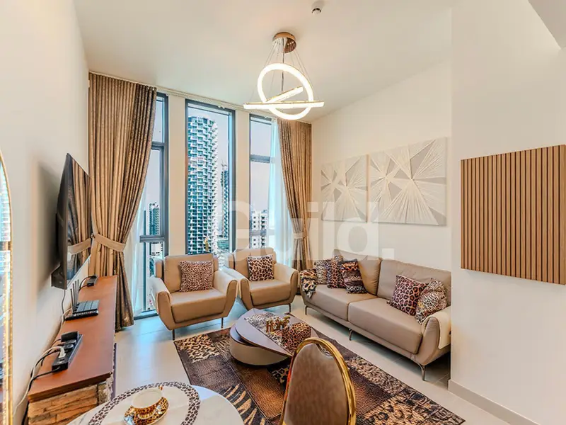 Tenanted I Central JVC View I Modern | Bright