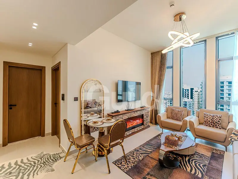Tenanted I Central JVC View I Modern | Bright