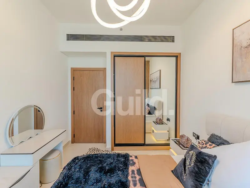 Tenanted I Central JVC View I Modern | Bright