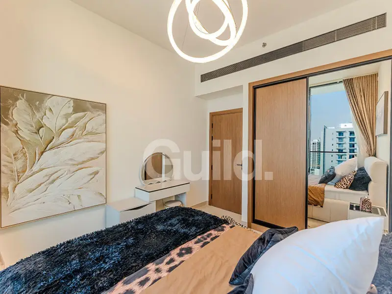 Tenanted I Central JVC View I Modern | Bright