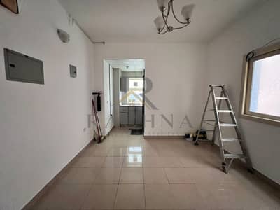 Studio zum Miete in Rolla Area, Sharjah - WhatsApp Image 2026-10-13 at 2.35. 35 PM. jpeg Studio zum Miete in Rolla Area, Sharjah - WhatsApp Image 2026-10-13 at 2.35. 35 PM. jpeg