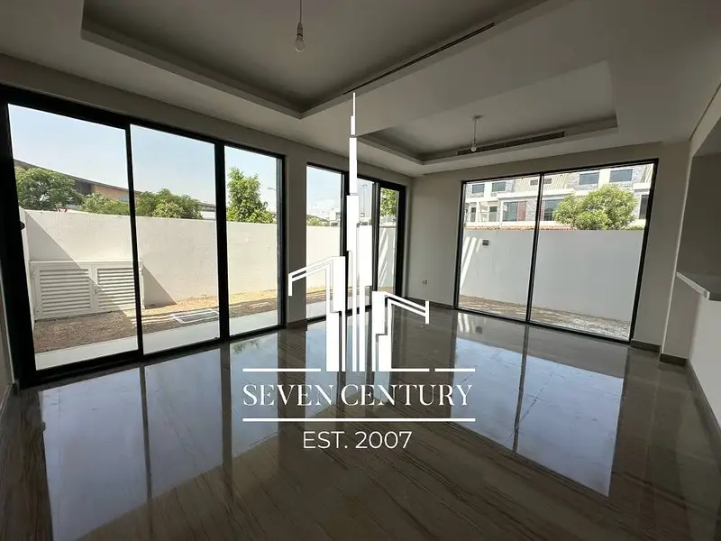 5BHK Villa | Corner Unit | Brand New | Prime