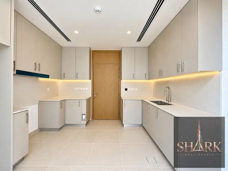 4 BED+MAIDS || ROOF TOP || HUGE GARDEN || BEST RENT