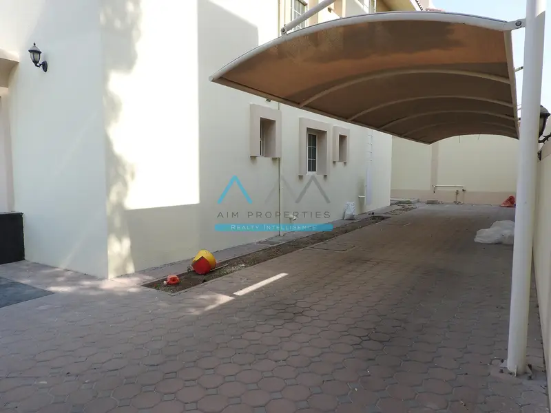 3 Br. Independent Villa | Near M. City Center