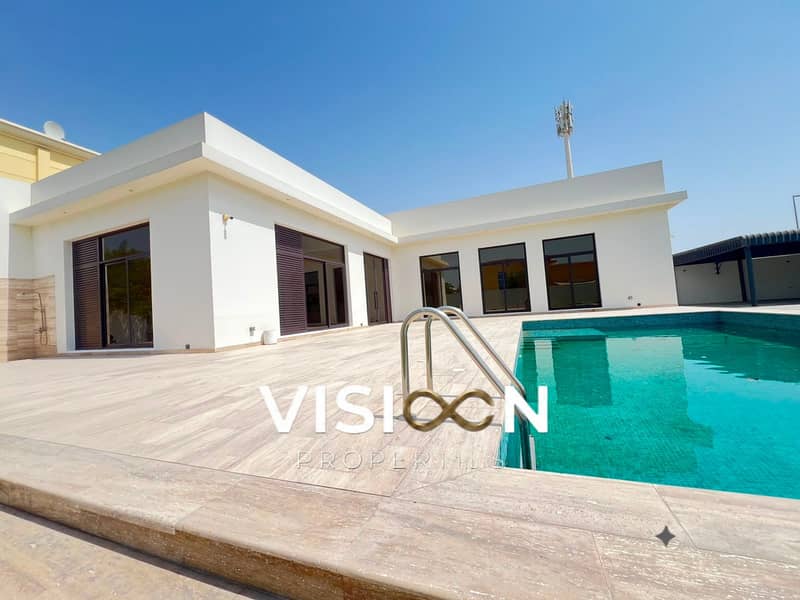 3 Master Bedrooms | Pool & Private Garden