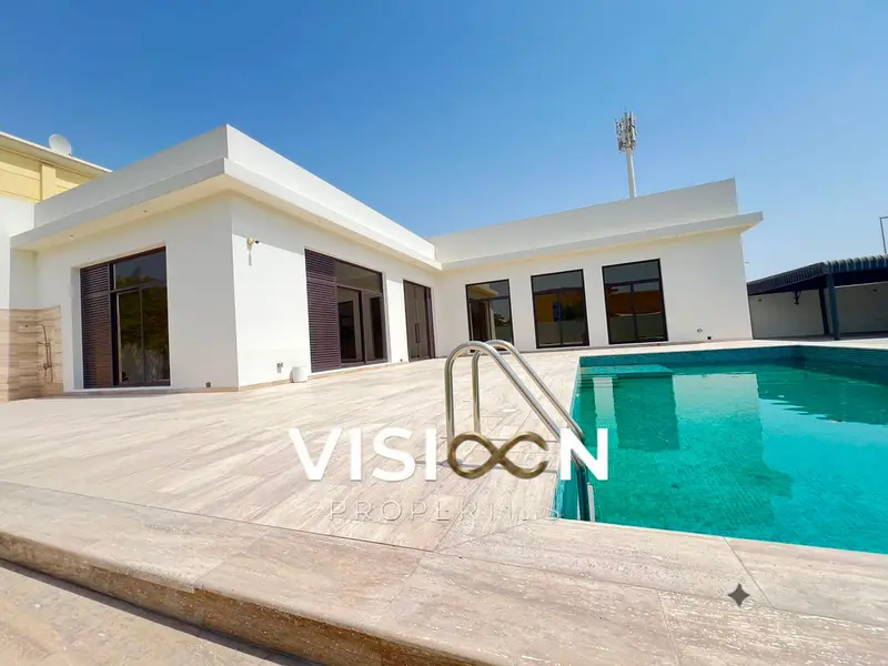 3 Master Bedrooms | Pool & Private Garden