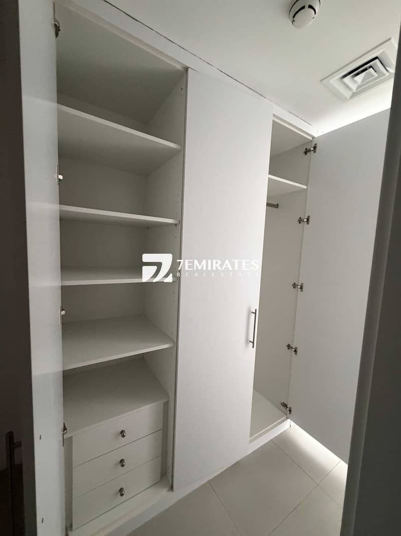 19 19. The Pulse Residence B2-805 - Storage Master. jpg