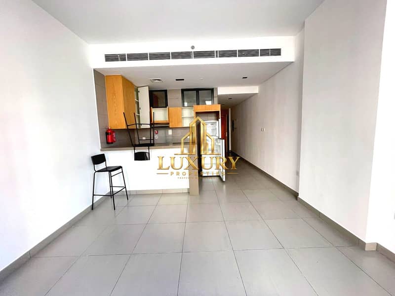 2 Partition Studio | Al Mamsha | AED 39,000 Yearly | WM, Fridge & Cooking Range Installed