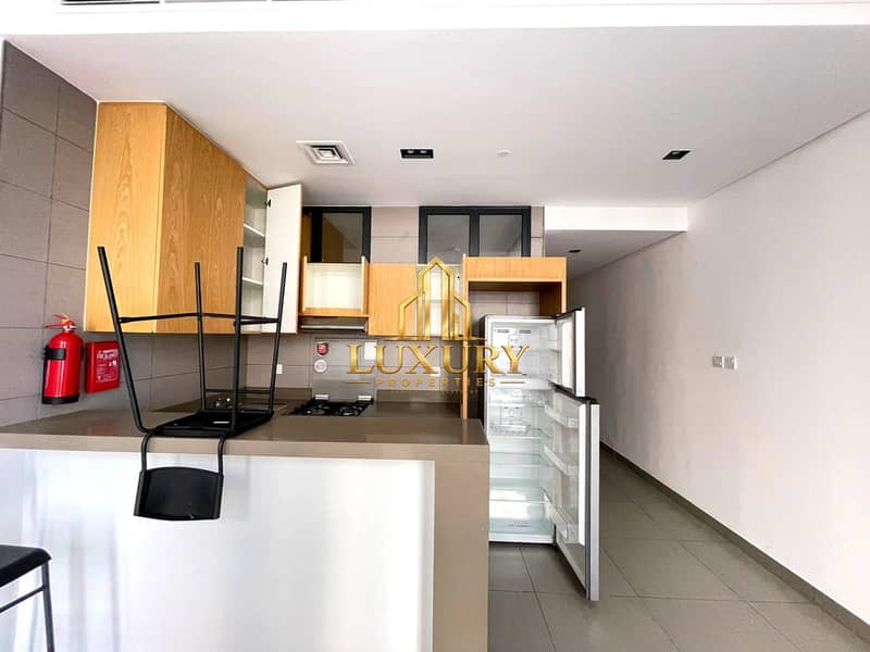 5 Partition Studio | Al Mamsha | AED 39,000 Yearly | WM, Fridge & Cooking Range Installed