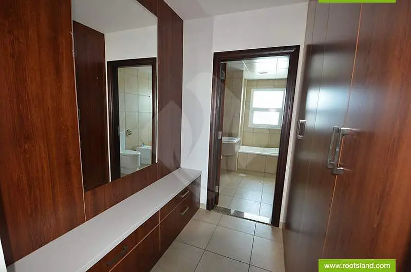 Well Maintained 4BR Villa Compound | Shared Pool