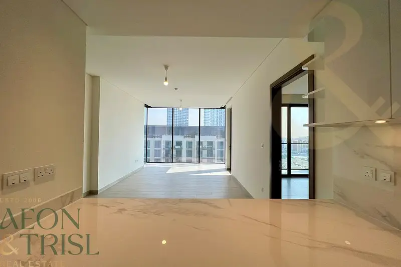 Huge 2BR | High Floor | Open View | Ready to Move