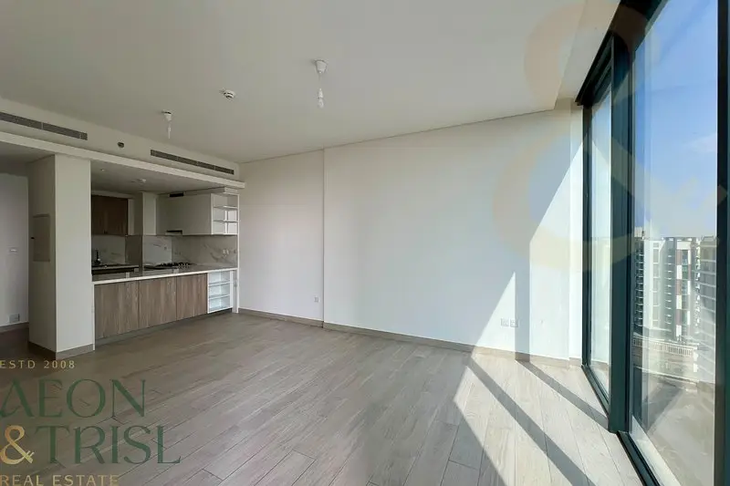 1BR | High Floor | Skyline View | Unfurnished
