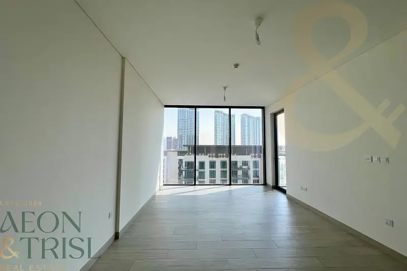 1BR | High Floor | Skyline View | Unfurnished