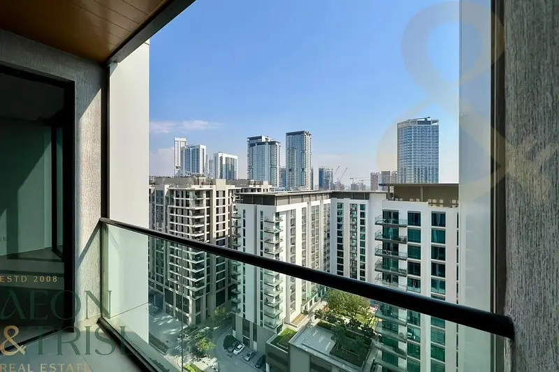 1BR | High Floor | Skyline View | Unfurnished